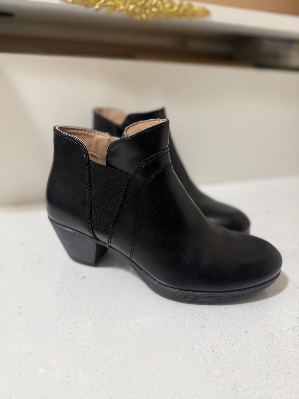 KIM ROGERS Classic Black Women's Leather Ankle Boots
